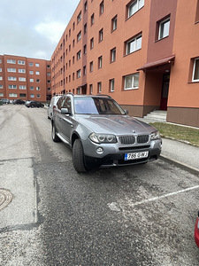 BMW X3 (1 фото из 11)