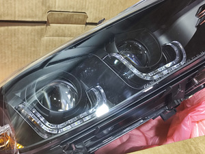 BMW F30 (2 foto / 4)