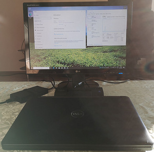 DELL E5540 (ekraaniveaga) 130W LAADIJA+DOKK (2 foto / 10)