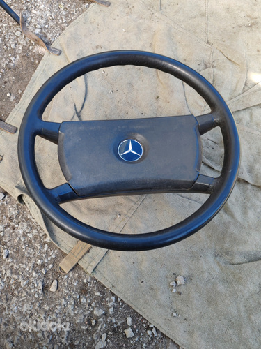 Руль Mercedes Benz (фото #1)