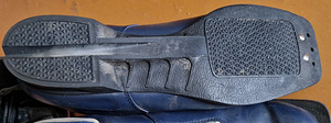 Suusasaapad Botas Vega nr 43 (3 auguga) (1 foto / 2)