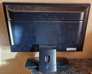 Монитор BenQ FP202W 20" (3 фото из 3)