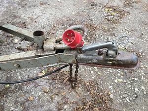 Tööstuslik õhukompressor ratastel järelveetav 490LT (2 foto / 9)