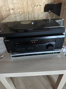 Ressiiver + vinüül (1 foto / 2)