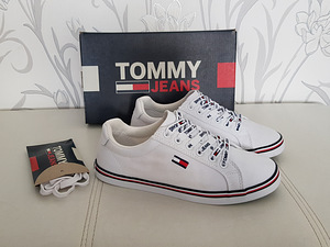 Tommy Jeans tennised, suurus 36 (1 foto / 9)