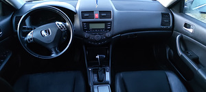 Honda Accord 2.0 114kW (9 foto / 10)