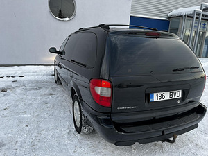 Chrysler Grand Voyager 2.8 110kW (9 foto / 13)