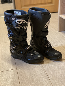 Motosaapad,Alpinestars Tech 7 Enduro (2 foto / 5)