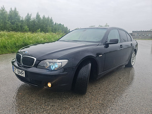 BMW 730D 2007 (7 foto / 13)