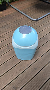 Mähkmekonteiner Tommee Tippee Sangenic (3 foto / 4)