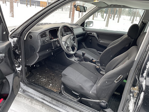Volkswagen golf 1.9td (7 foto / 7)