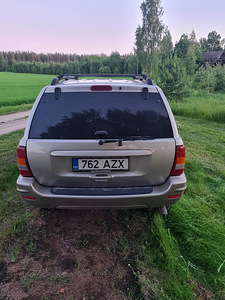 Jeep Grand Cherokee (3 foto / 6)