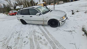 BMW 318td (2 foto / 4)
