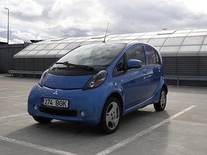 Mitsubishi i-MiEV (1 foto / 13)
