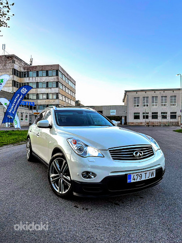 Infiniti EX30 Premium AWD 3.0 TDI V6 175kv