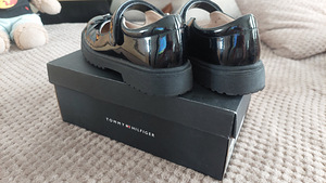Laste kingad Tommy Hilifiger, 34s (2 foto / 4)