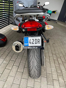 BMW f800 s (3 foto / 4)