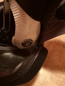 Dainese motosaapad nr. 44 (2 foto / 5)