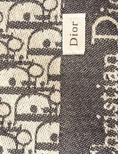 Diori sall (2 foto / 2)