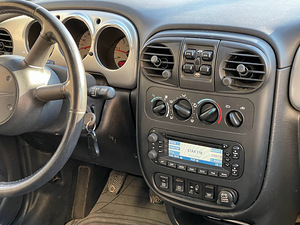 Chrysler PT Cruiser (2 фото из 5)