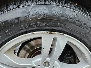 BMW X3 17" veljed lamellrehvidega 215/65R17 (3 foto / 7)