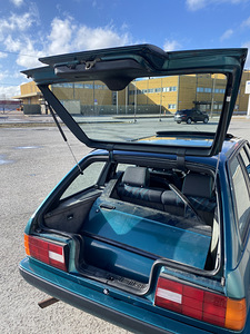 BMW E30 318i Touring Design Edition (7 foto / 8)