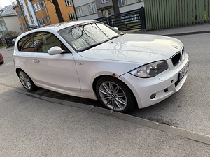 BMW 118i M-pakett E81 (3 foto / 4)