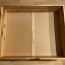 Kaks männipuidust ratastega voodi (pesu) kasti (foto #2)