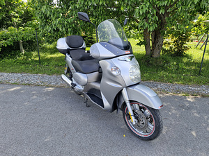 Aprilia Scarabeo 500GT (7 foto / 9)