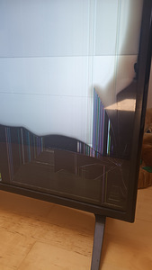 LG 55UM7100PLB teler 55" (2 foto / 3)