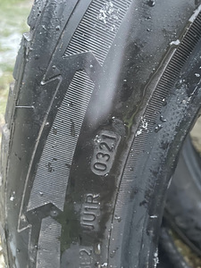 Goodyear UltraGrip Performance 215/55/R18 (3 foto / 8)