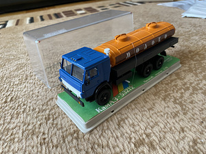 Automudel KAMAZ 53212 Piimaauto 1:43 (7 foto / 8)