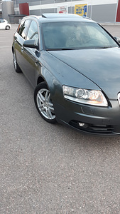 Audi A6C6 Avant/S-Line (4 foto / 15)