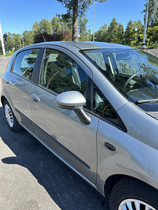 Продается Fiat Punto (6 фото из 7)