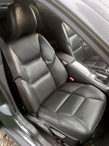 Volvo S60 2.0T (7 фото из 9)