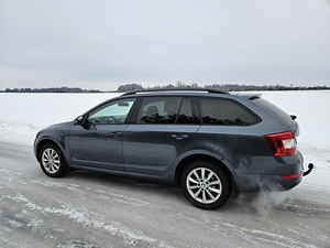 SKODA OCTAVIA N1 (5 foto / 7)