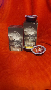 Корм для кошек (2 фото из 6)