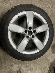 Audi veljed + talverehvid 5x112 R18 (3 foto / 6)