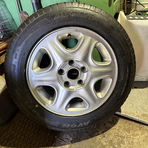 Tagavararatas 205/60R15 VW Saharan (1 foto / 7)