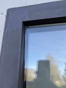 Aken tume Hele 43x198. Aken on tumehall. (2 foto / 8)