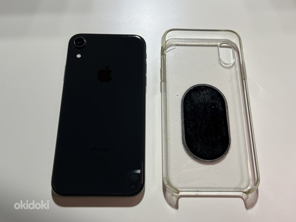 Apple iPhone XR 128 Гб черный (фото #4)