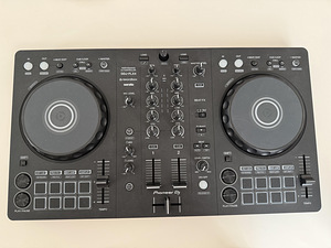 Pioneer DDJ-FLX4 Dj controller (3 foto / 3)