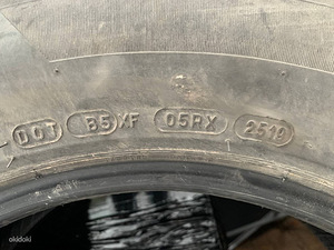 235/60 Р18 (4 фото из 4)
