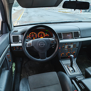 Opel vectra GTS (2 foto / 6)