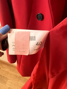 Женский пиджак (3 фото из 3)
