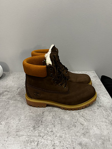 Naiste Timberland talvesaapad suuruses 40 (2 foto / 3)