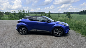 Toyota C-HR Dynamic Plus 2017 (9 foto / 9)