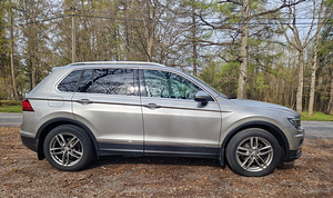 Volkswagen Tiguan (3 фото из 10)