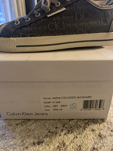 Calvin Klein кеды, р.39 (4 фото из 5)