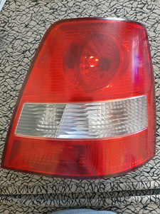 Tagatuled KIA SORENTO (1 foto / 3)